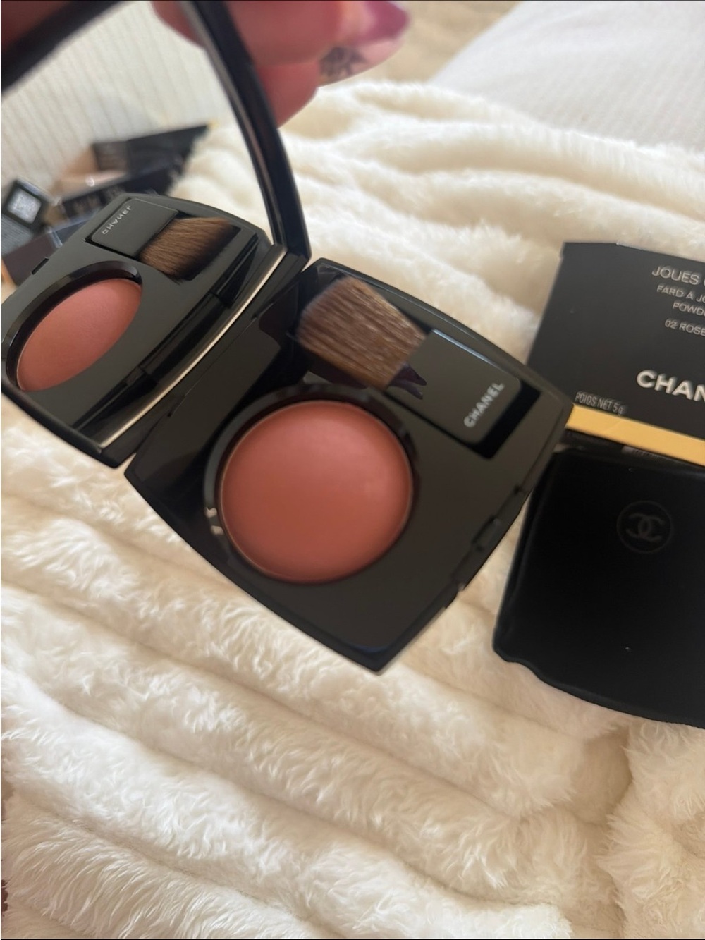 CHANEL Joues Contraste Powder Blush 02 Rose Bronze - Rose Bronze Pink - Picture 3 of 8